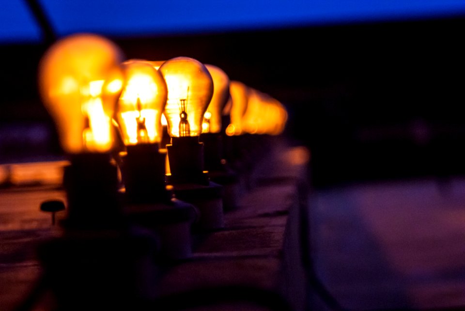 Light, Light bulbs, Row photo