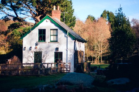 Irel, Glendalough, Windows