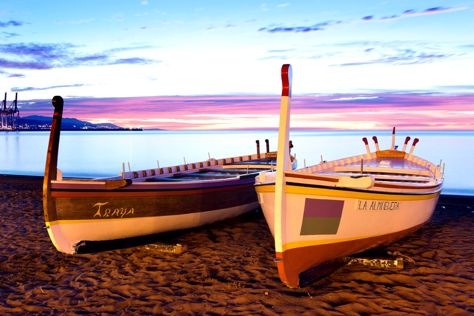 Playa de la misericordia, Traya, M laga