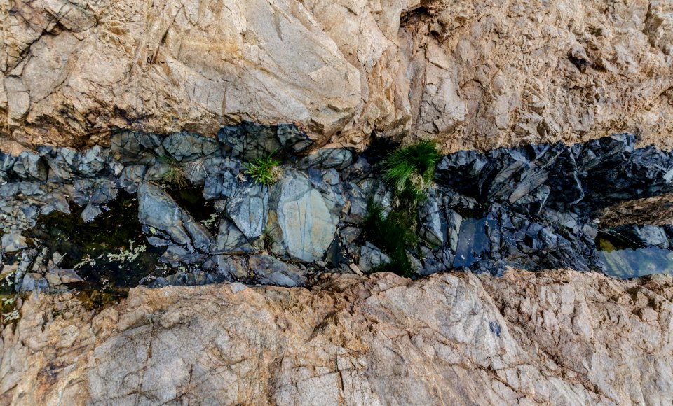 Singing beach, United states, Rock