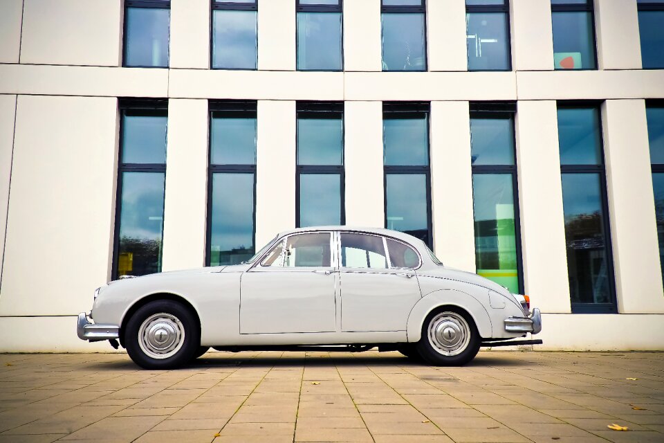Automotive vehicle classic