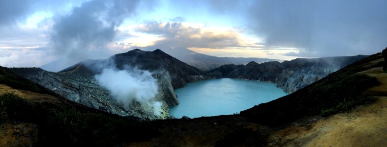Ijen, Indonesia, Sunrise