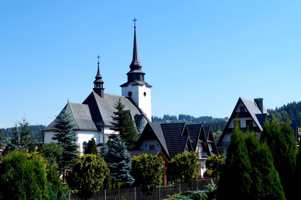 Pol, Village, Church