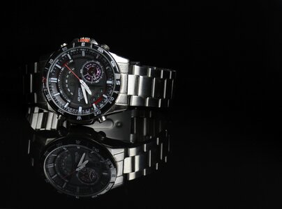 Pointers time men's watch photo