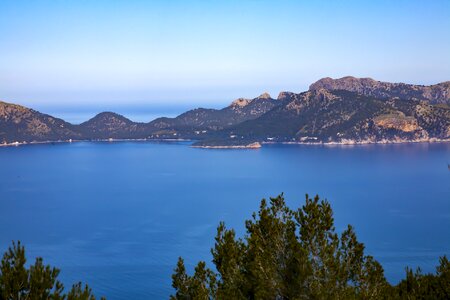 Italy lake bank