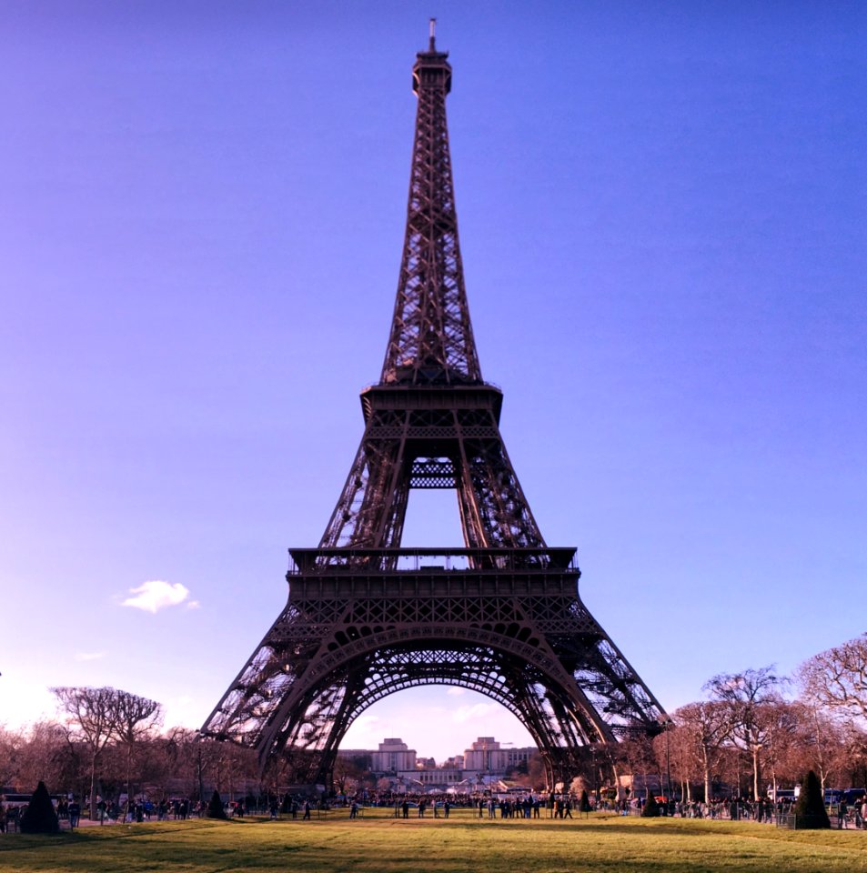 Tour eiffel  parc du champdemars, Paris, France