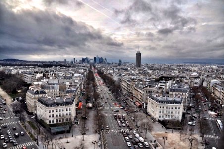 Paris, Arc de triomphe, France photo