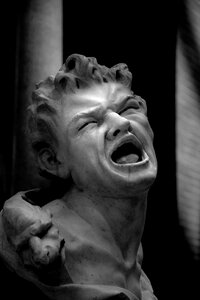 Sculpture sadistic museum