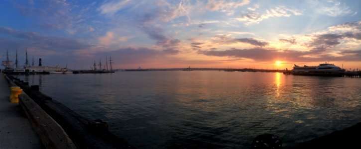 Port, Sunset