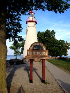 Lighthouse drive, Lakeside marblehead, United states