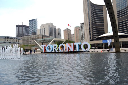 Toronto, City hall