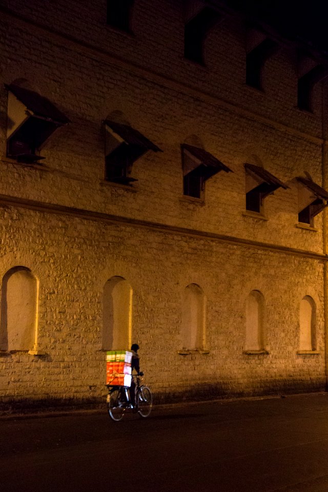 Locals, Minimal, Night