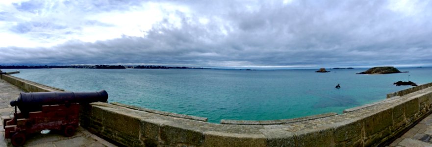 Plage du mole, France, Saintmalo photo