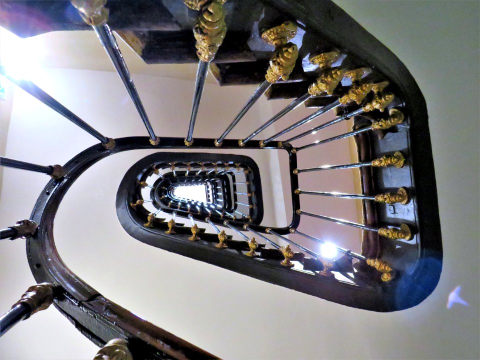 Paris, France, Twist