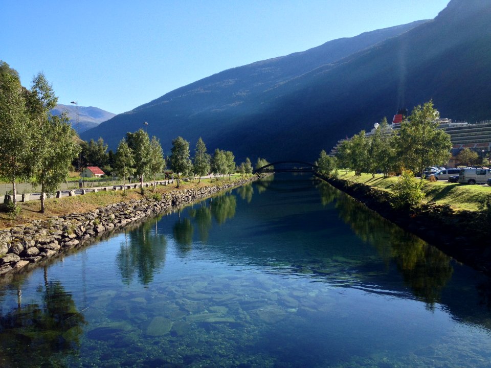 Pollution, Tourism, Fjord
