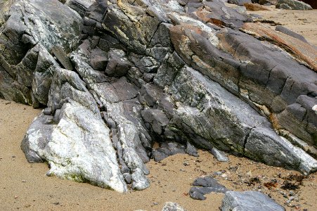 Saintsimon, Canada, Rocks