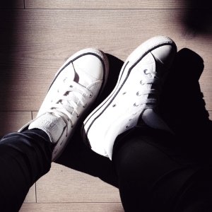Flooor, Shadow, White