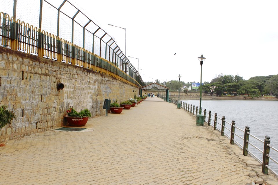 Sankey tank, Bengaluru, India photo