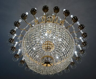 Crystal light lighting