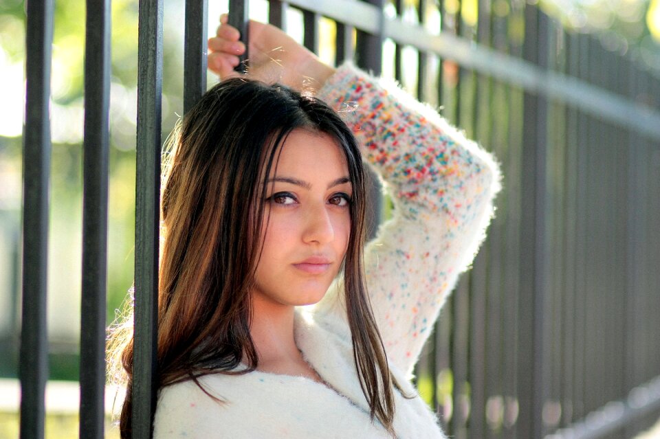 Brunette brown eyes fashion