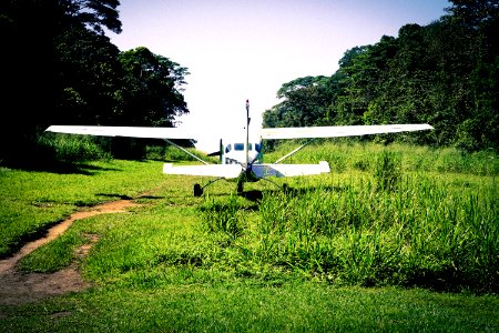 Costa rica, Airplane