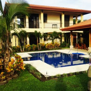 Costa rica, Calle roca verde, Provincia de alajuela