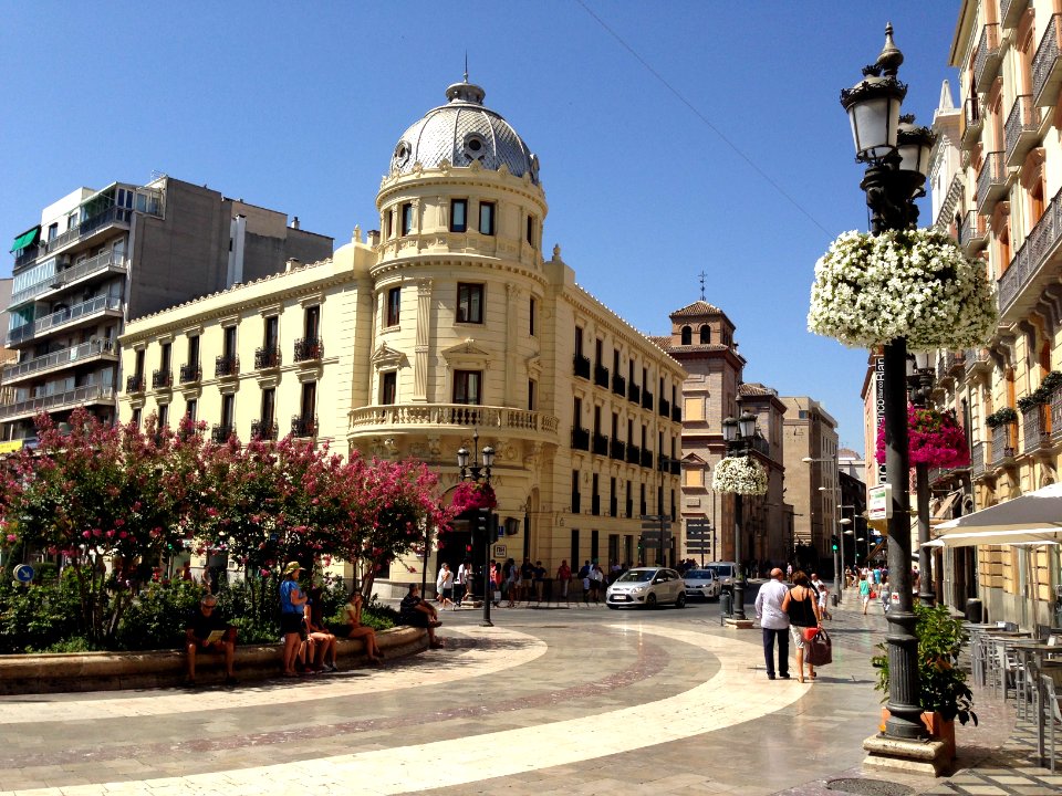 Centro  sagrario, Cortefiel calle mesones, Granada