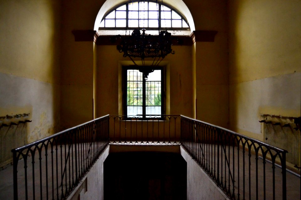 Urban decay, Urban, Urbex