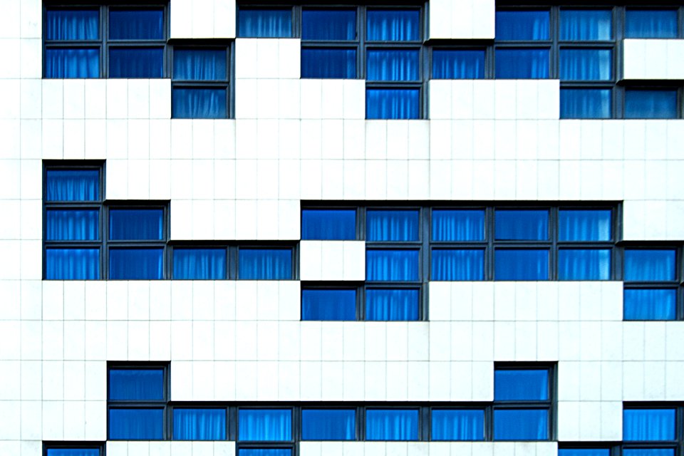 Barcellona, White, Blu