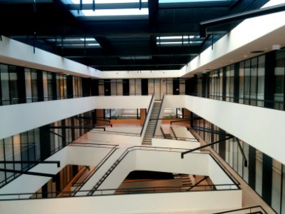 Switzerl, Route de la plaine 5, 1022 chavannes pr s renens
