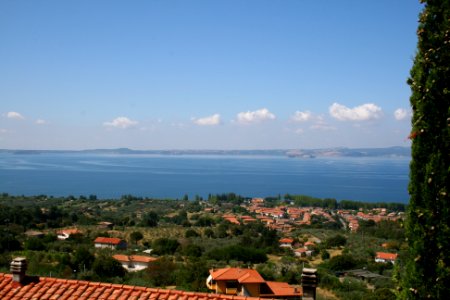 Massimo, Lagodibolsena, Lake
