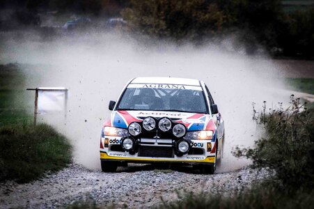 Race auto sport