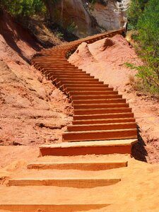 Rise emergence ocher rocks