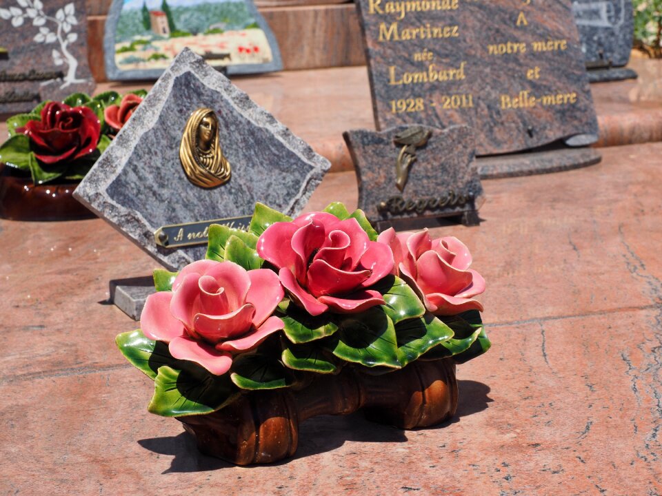 Cemetery graves gravestone