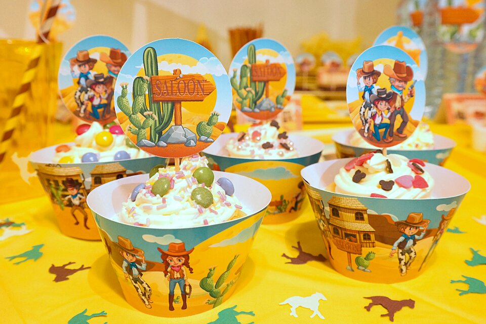 Event child dining table