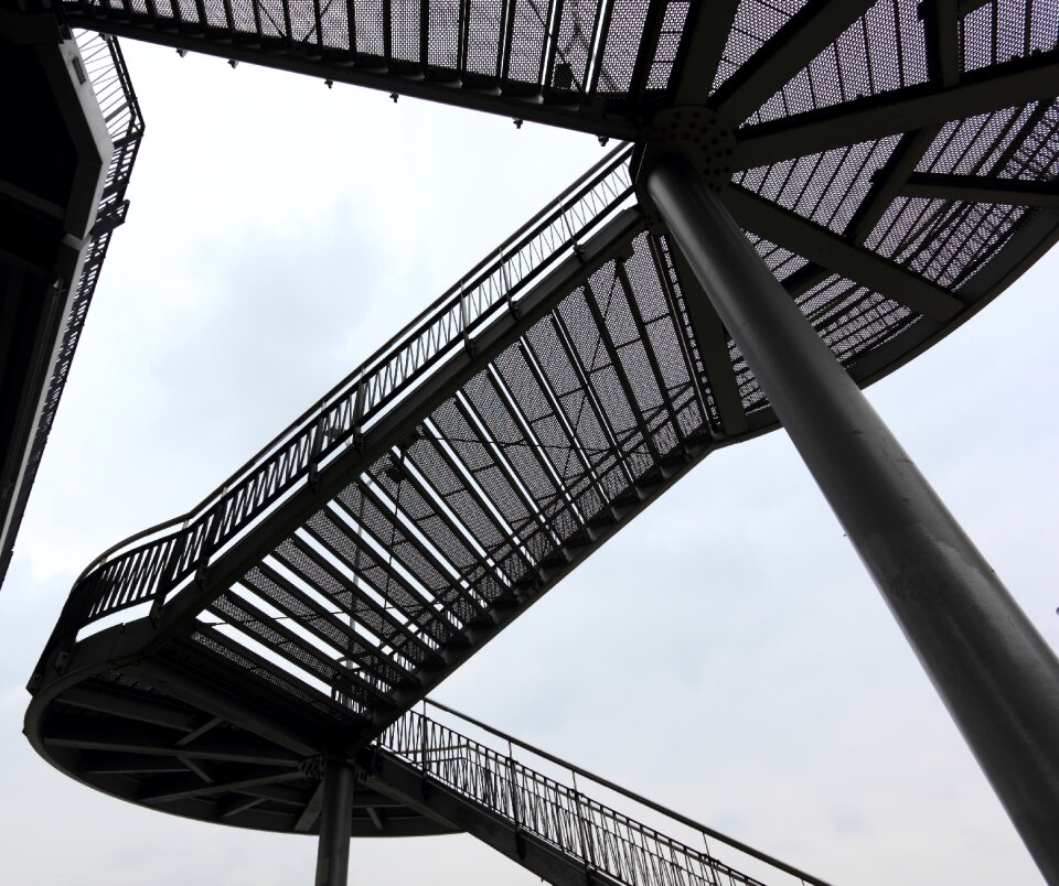 Walkway entry pedestrian