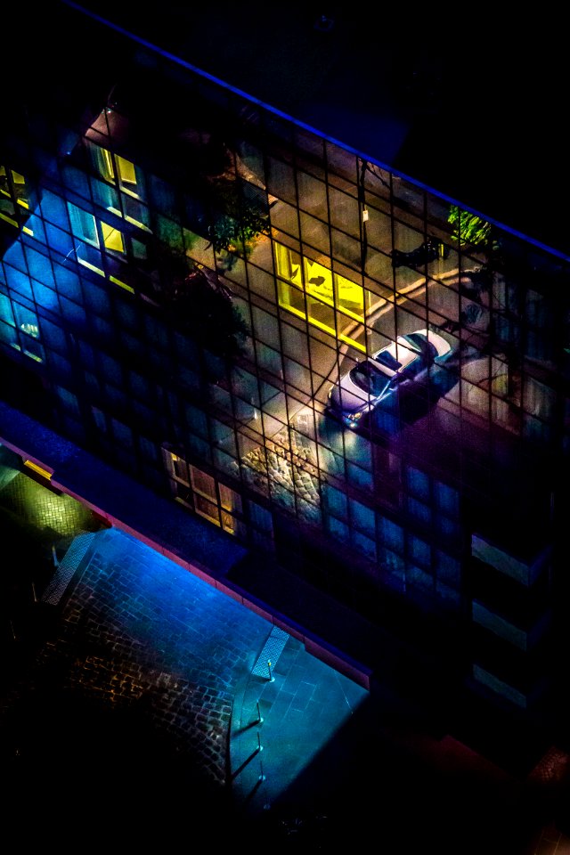 Docklands car building reflection 