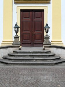 Intake house entrance gate