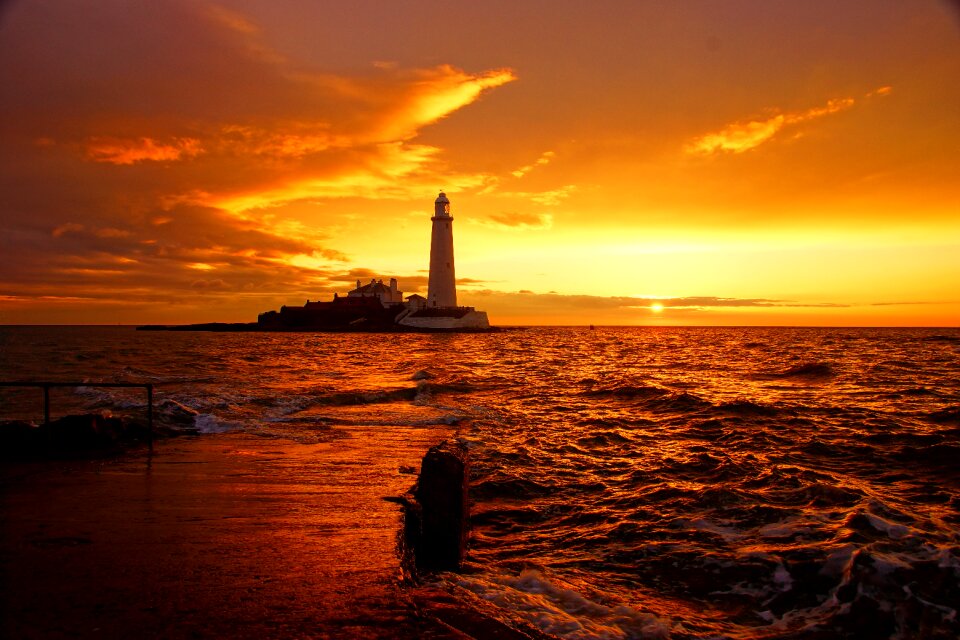 Lighthouse st marys lighthouse whitley bay