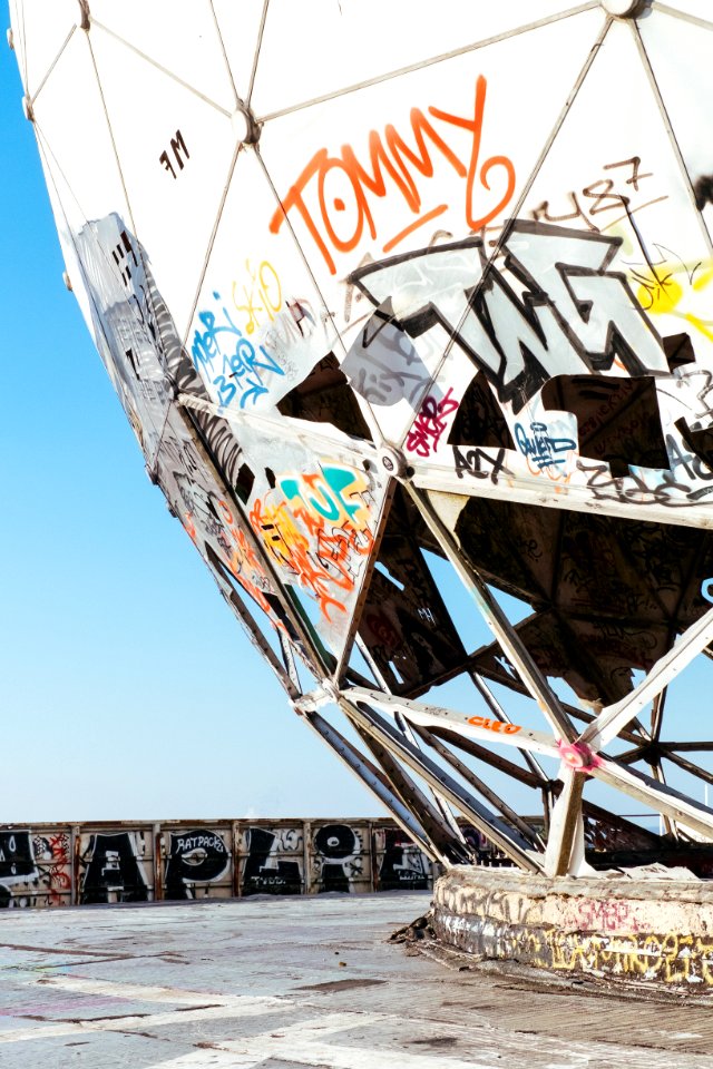 Graffiti dome 