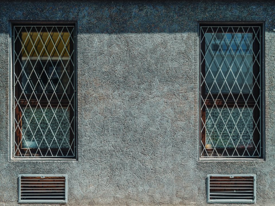 Patterned facade 