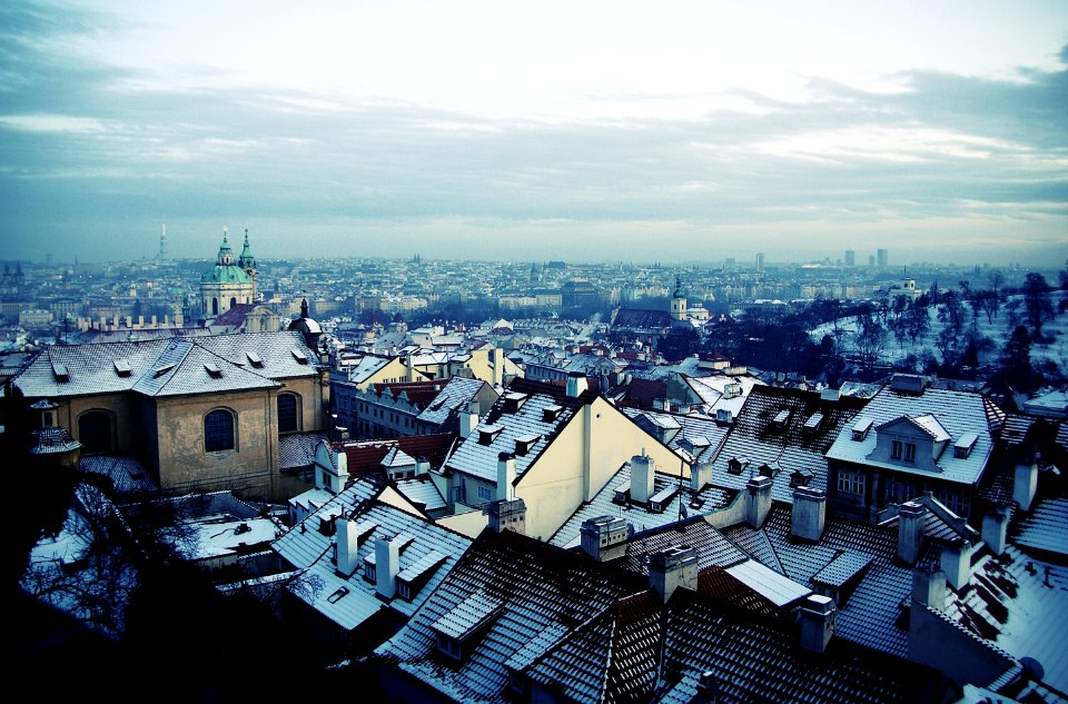 Snowy Roofs (by WW) 