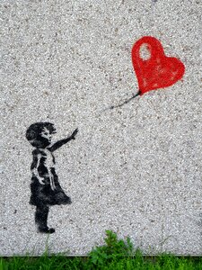 Child heart graffiti