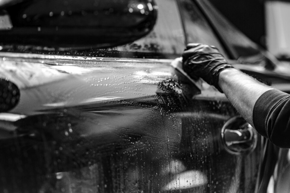Pressure pressure washing water