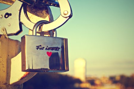 Selective Focus Photography of Silver-colored Padlock photo