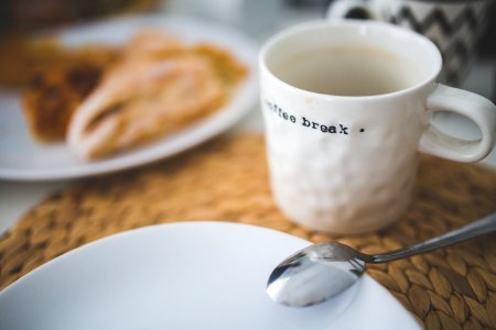 White mug with Break word photo