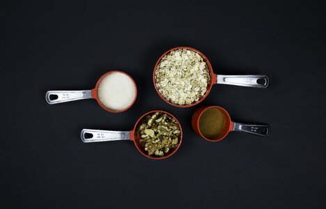 Oatmeal pecans red