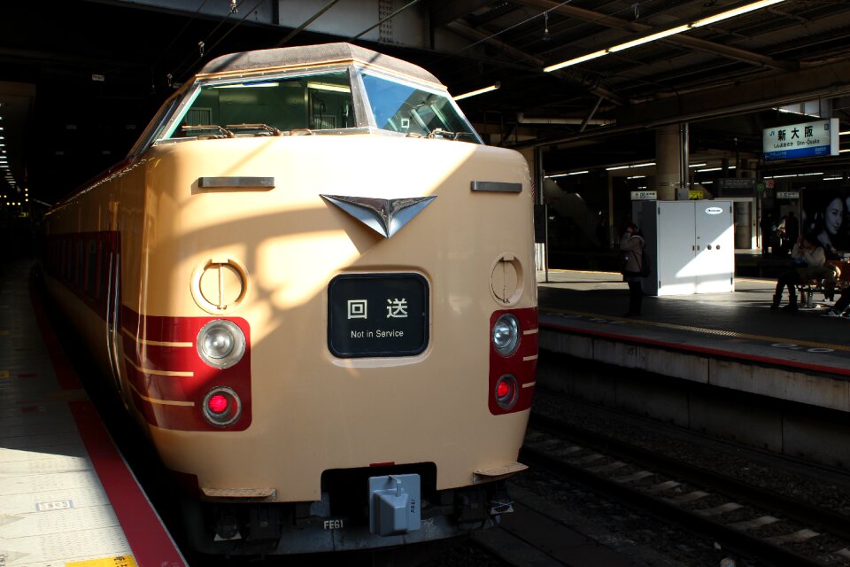 Jnr color black 381 train