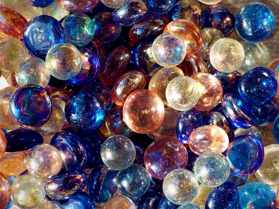 Pebbles glass clear