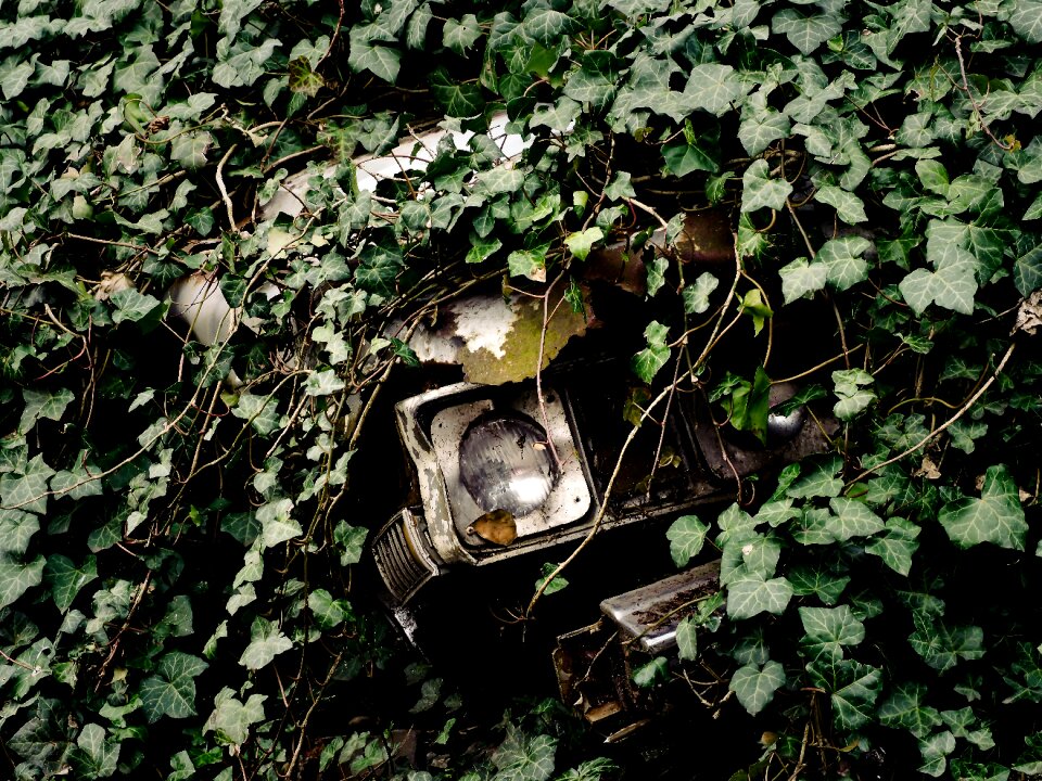 Oldtimer old broken
